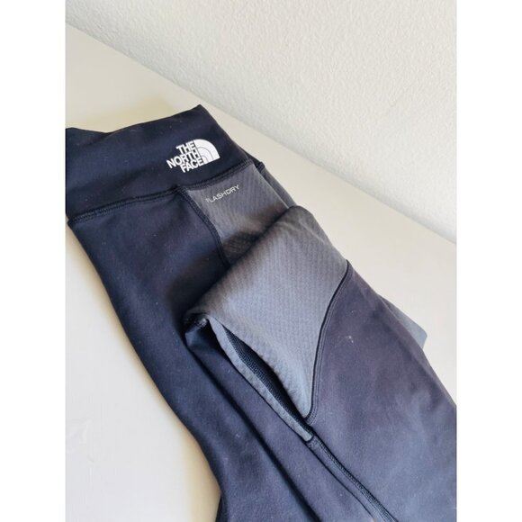 The North Face Flashdry Leggings - Picture 2 of 5